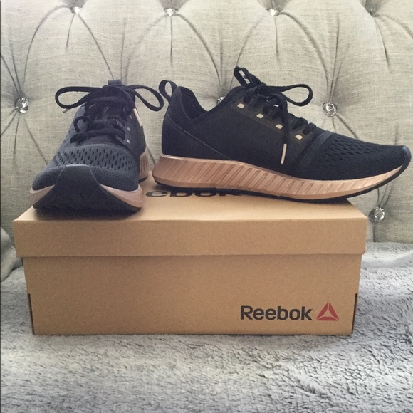 Reebok Shoes - Reebok FlashFilm Women's Sneakers Size 9